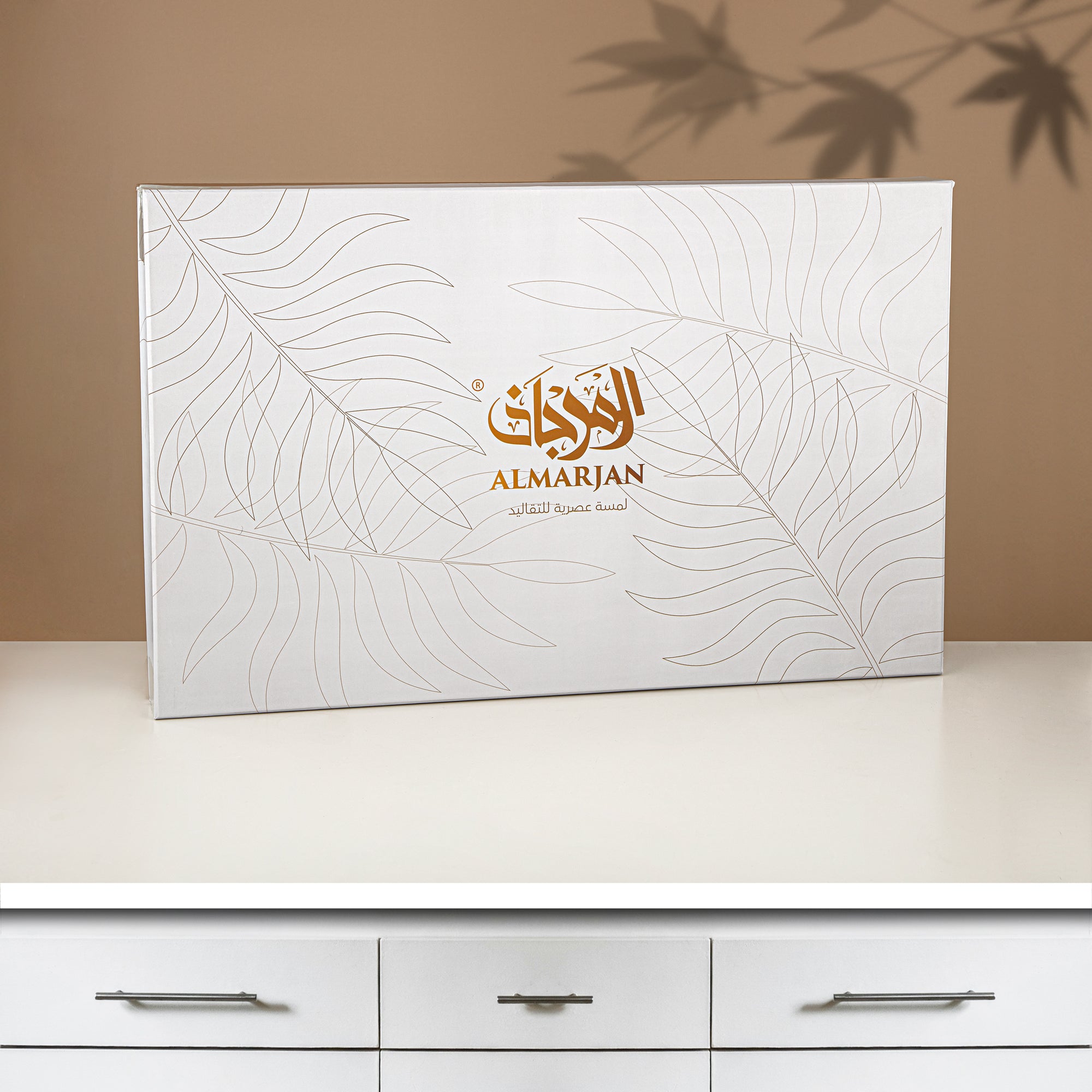 ألمرجان طقم ترامس 24 قطعة، 1 لتر + 1 لتر، مزهر ومذهب غير لامع (24-JBH-TR-AZ01G) - مجموعة كاملة للشاي والقهوة