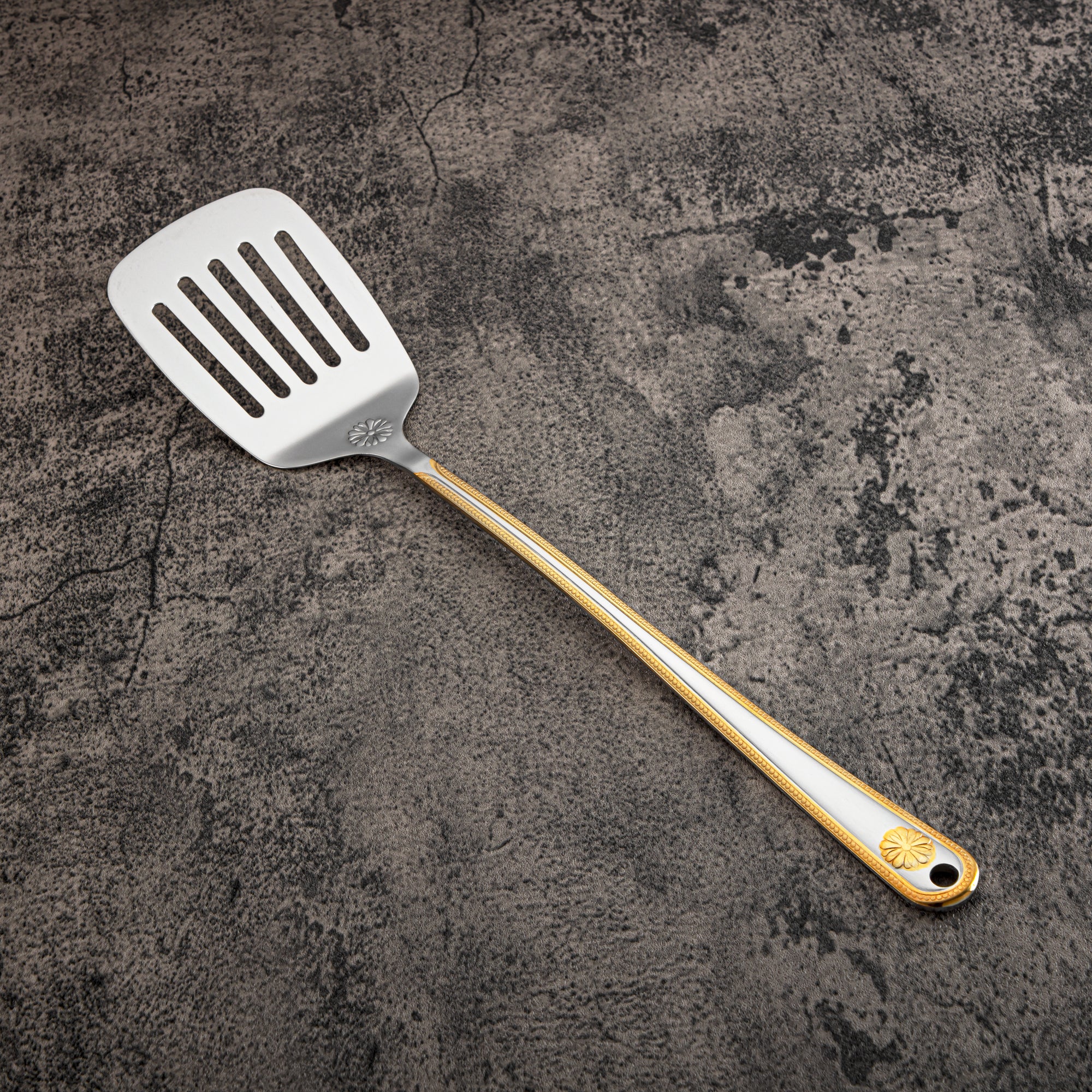 ملعقة المرجان المشقوقة، ستانلس ستيل، فضي وذهبي (CUT0010417) أدوات مائدة أنيقة