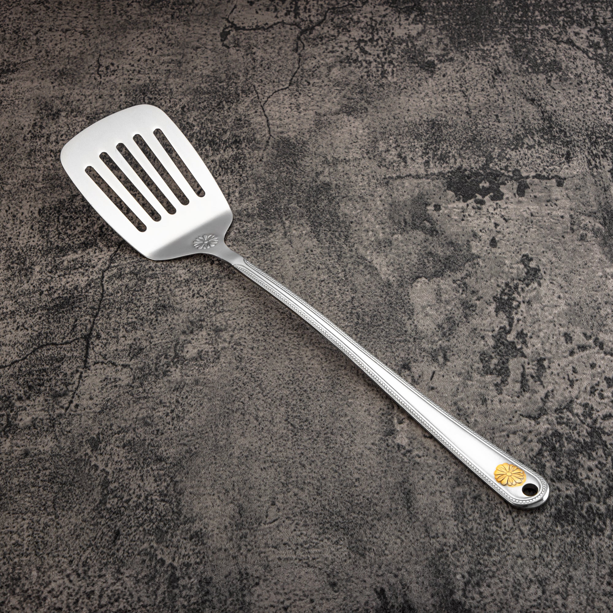 ملعقة المرجان المشقوقة، ستانلس ستيل، فضي وذهبي (CUT0010427) أدوات مائدة أنيقة