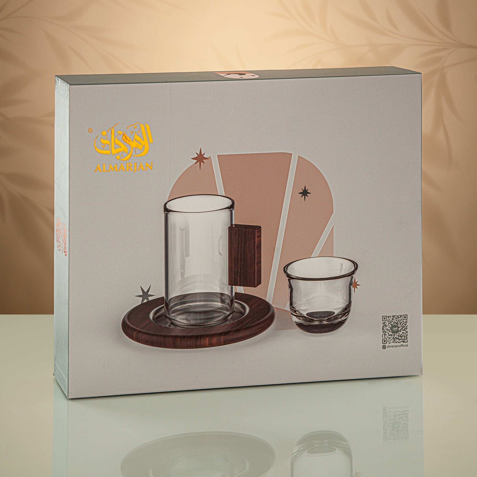 طقم شاي المرجان مكون من 18 قطعة شفاف مع لمسات من الخشب الداكن