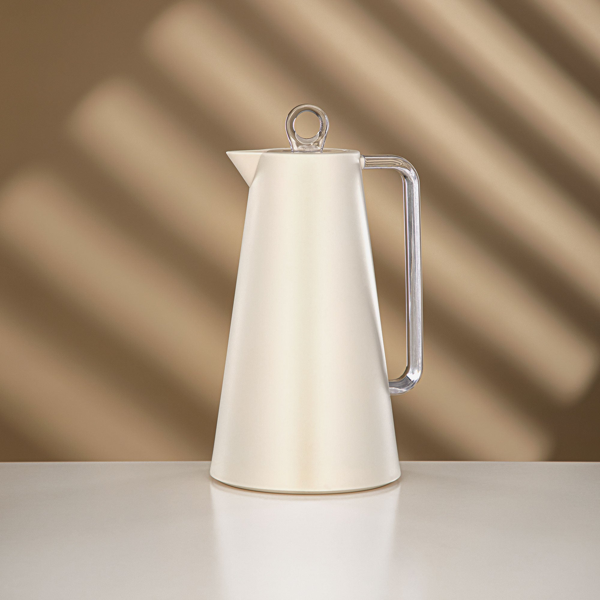 طقم ترامس المرجان عاجي وشفاف