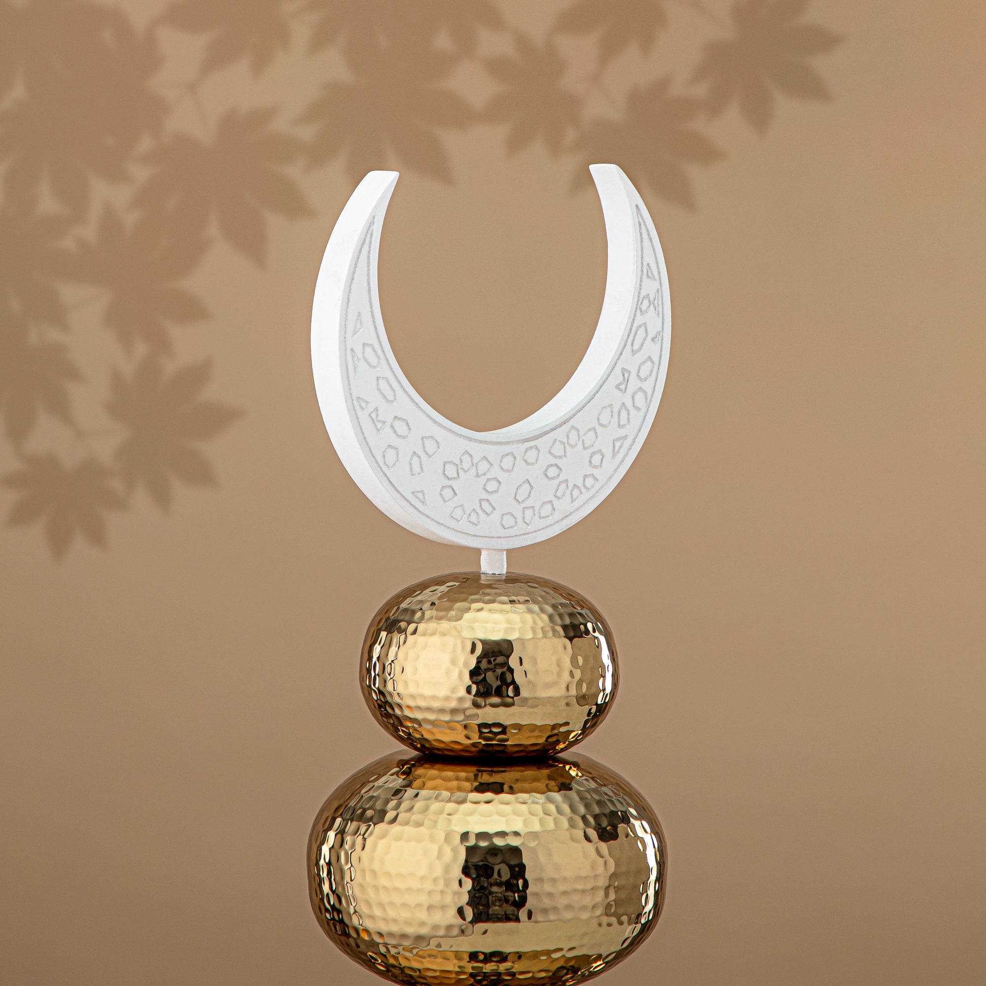 زينة طاولة المرجان ستانلس ستيل 54 سم ذهبية وبيضاء (MD-3037A) - زينة رمضان