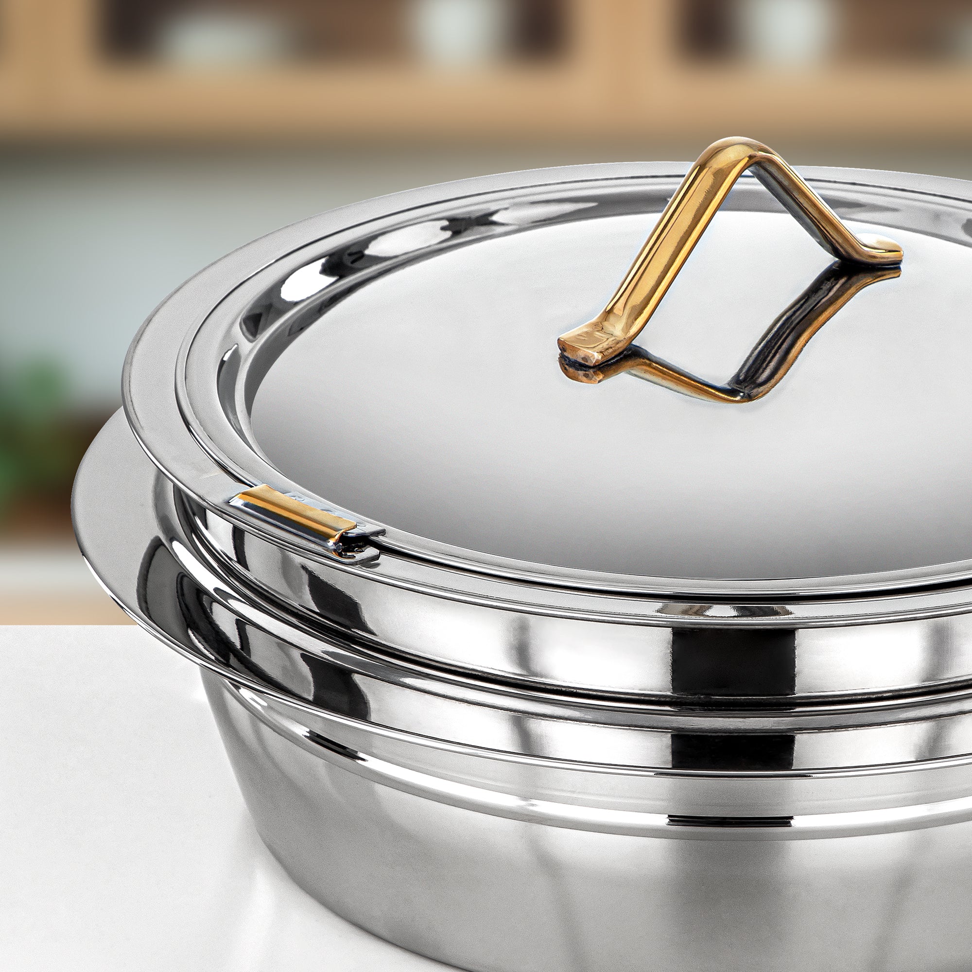 Almarjan Hot Pot Stainless Steel, 40CM (6000ML), Silver & Gold (H25PG6) - Tara Collection