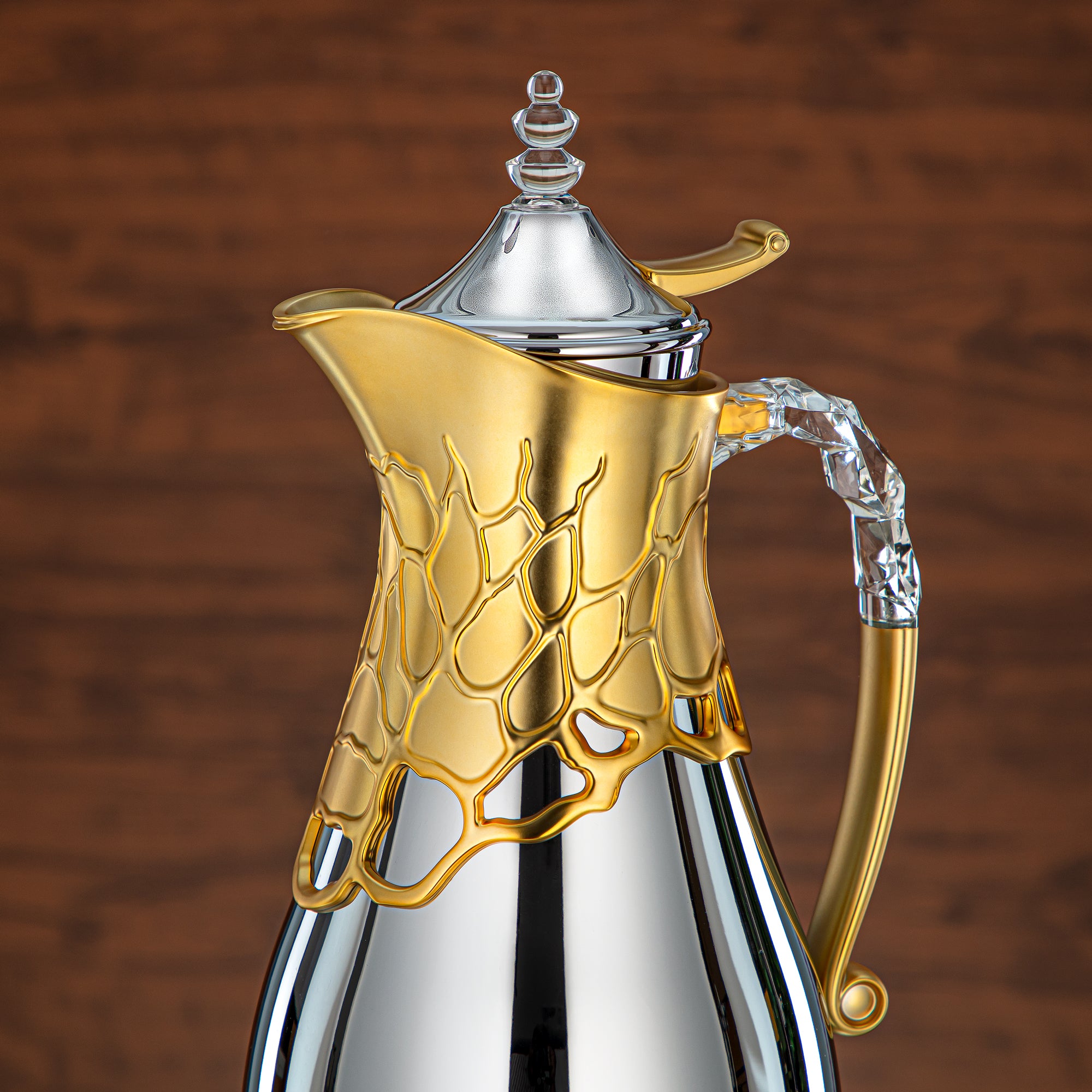 Almarjan Vacuum Flask Set Metal Body 0.7L & 1L ABS & Acrylic Handle (VBC-0700/1000 CE22) – Silver & Matt Gold Tea & Coffee Serving