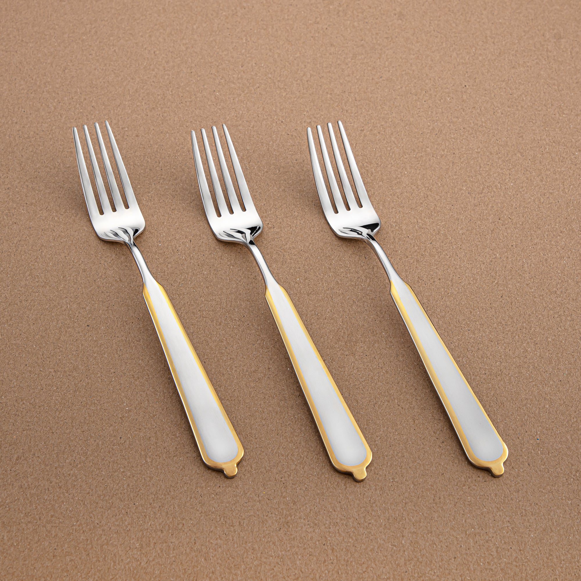 Almarjan 3-Piece Stainless Steel Dinner Fork Set – Mirror Finish, Silver & Gold CUT1620034