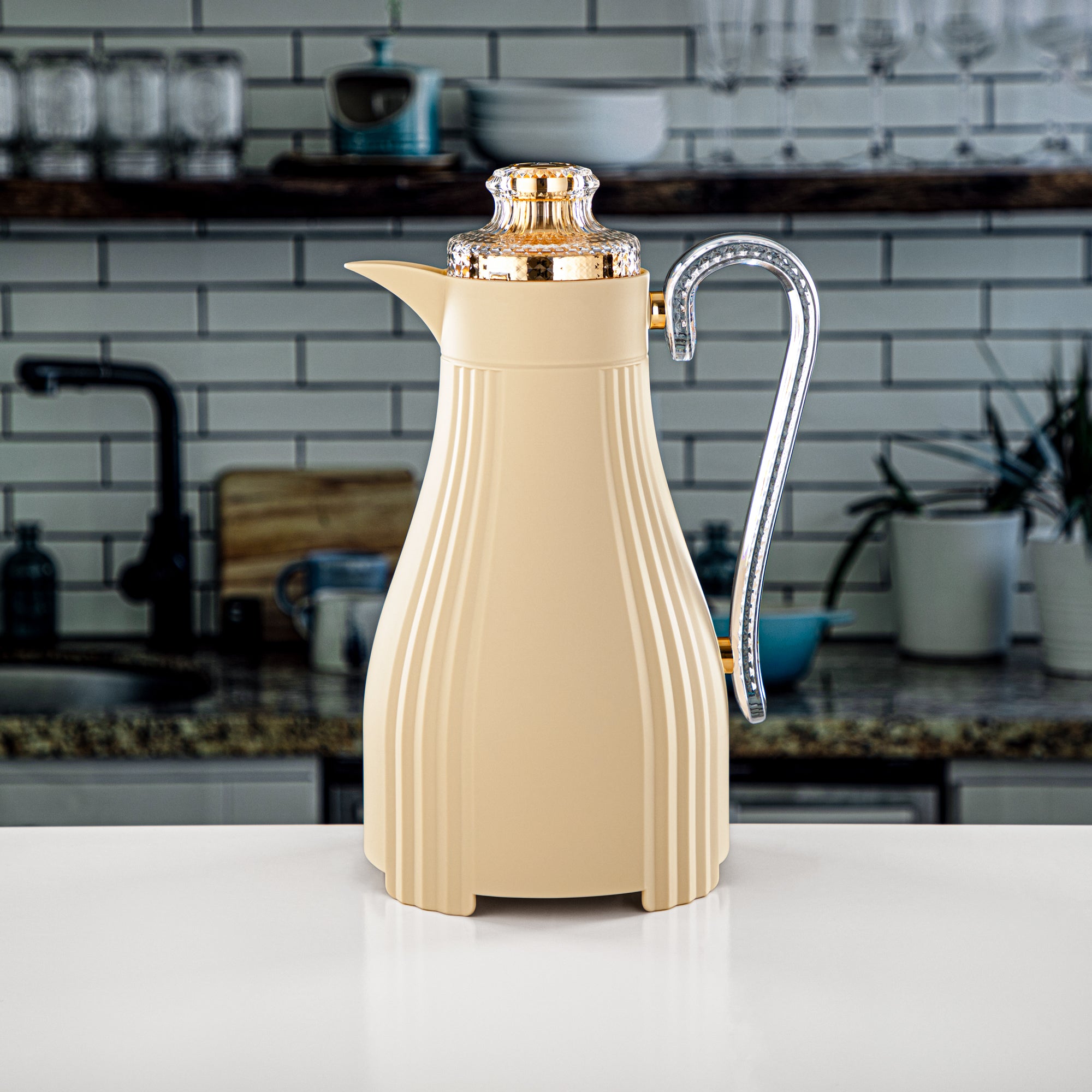 Almarjan 2 Pieces Vacuum Flask Set Beige & Gold - FG205 AB-100 MBG/G