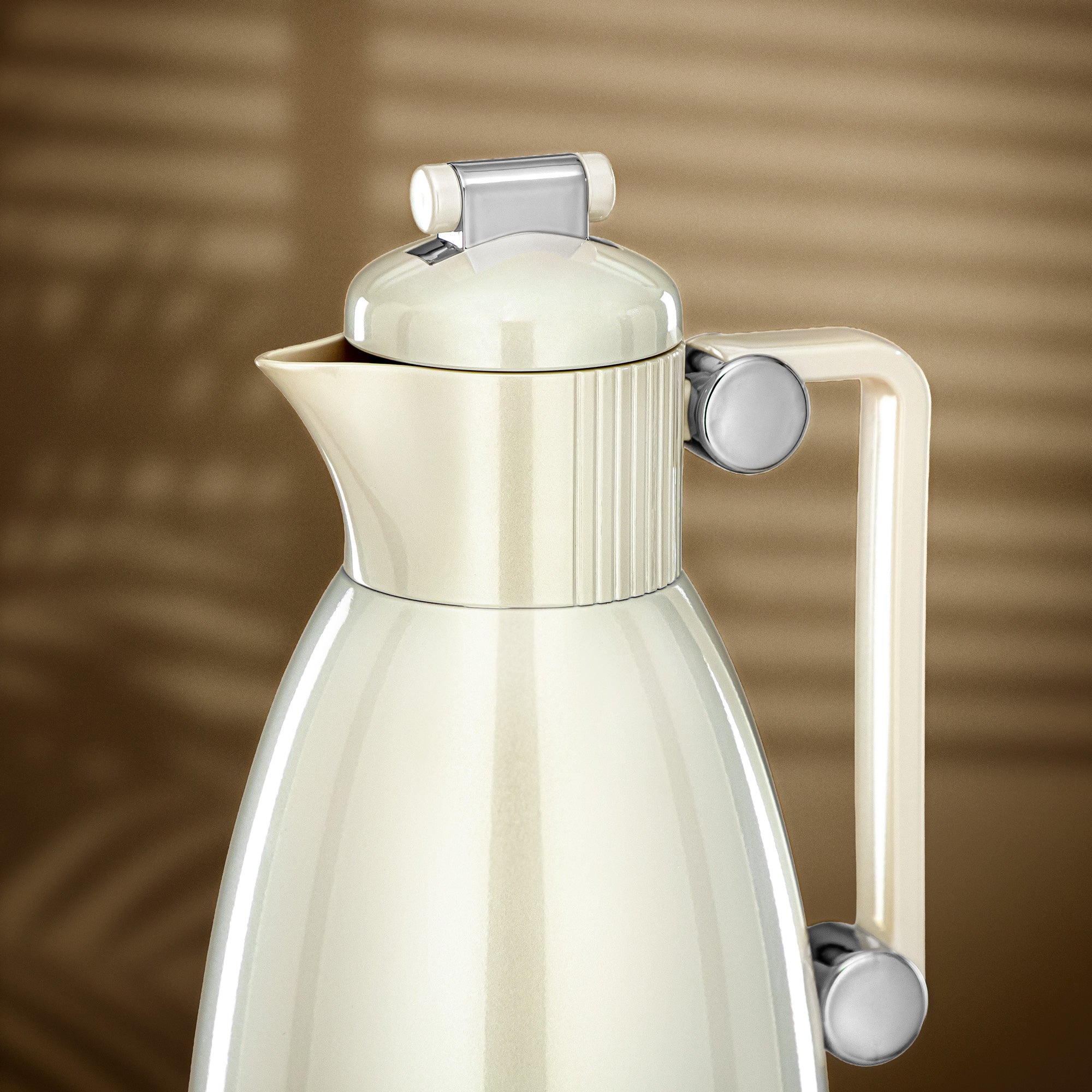 Almarjan Vacuum Flask Set 0.7L & 1L Pearl White & Silver