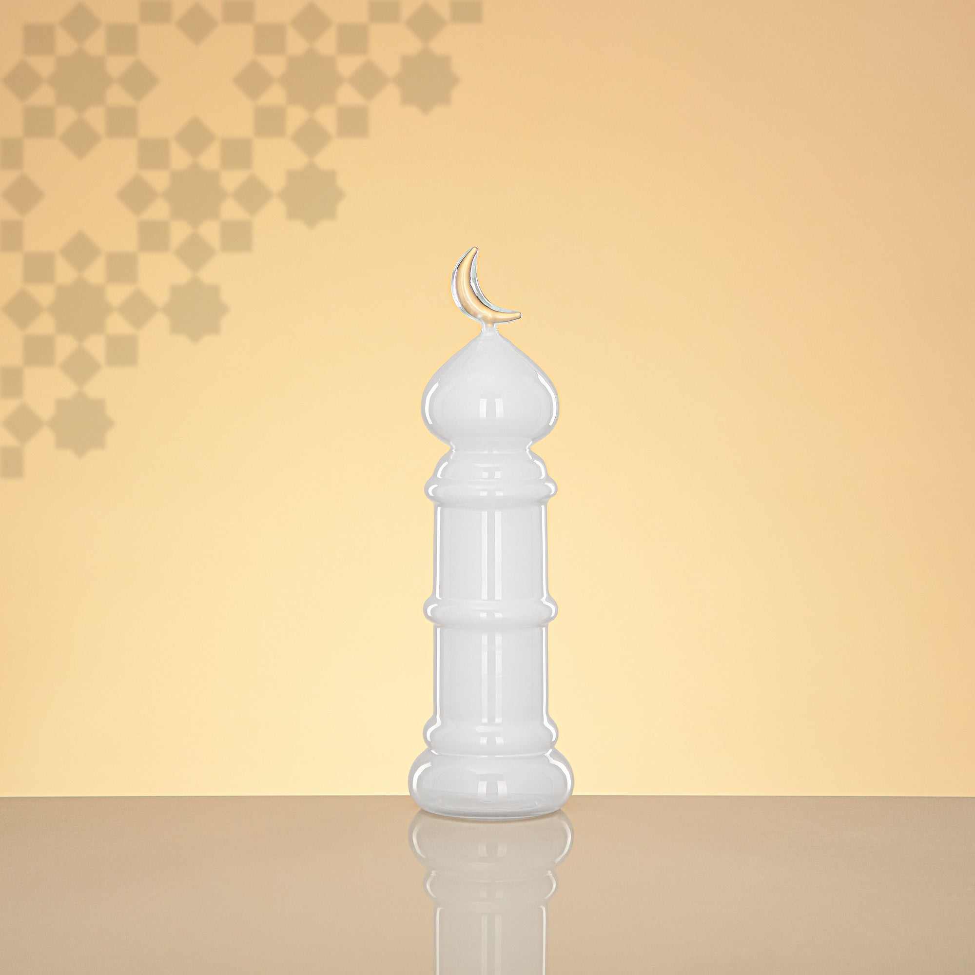 Almarjan Minaret Table Decoration 24cm x 7cm White with Silver Lines & Crescent Moon – Noor Al Layali
