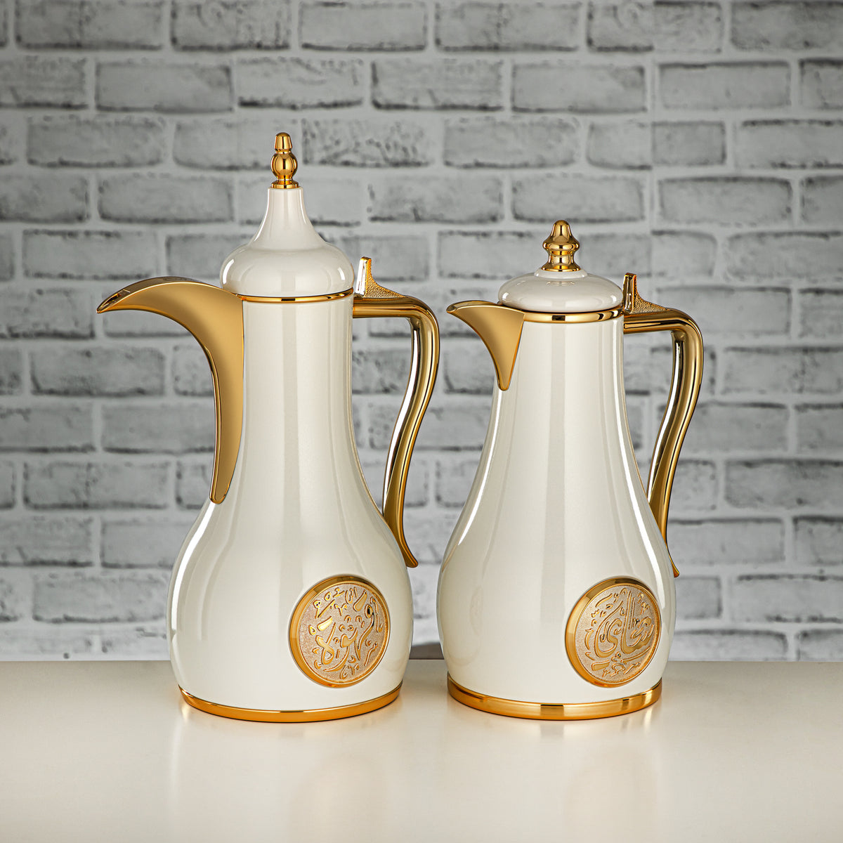 Almarjan Vacuum Flask Set, Push Button - 1L + 1L, Pearl White & Gold